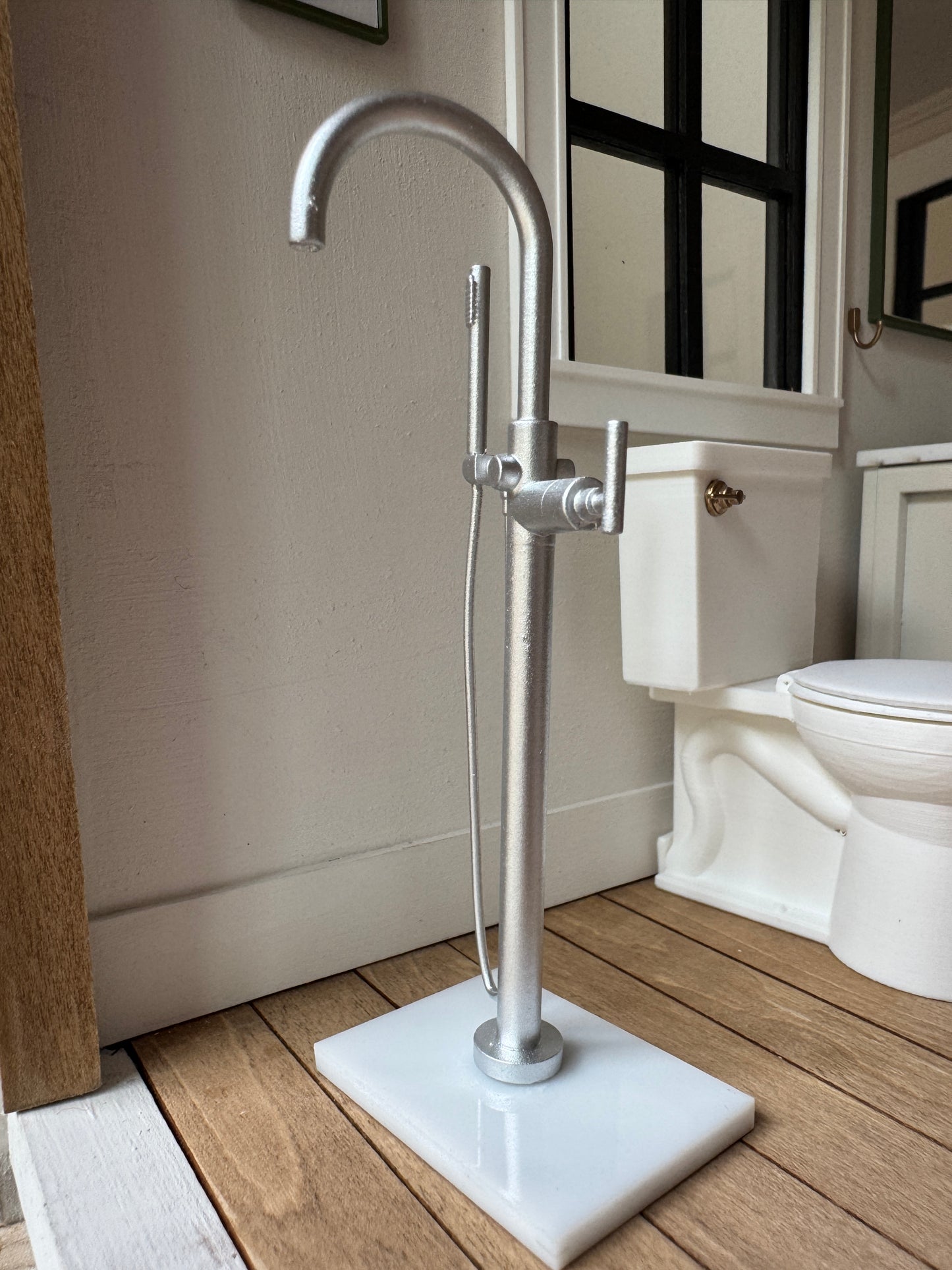 1:12 Scale Miniature Freestanding Bathtub Faucet – Resin Dollhouse Fixture with Handheld Shower