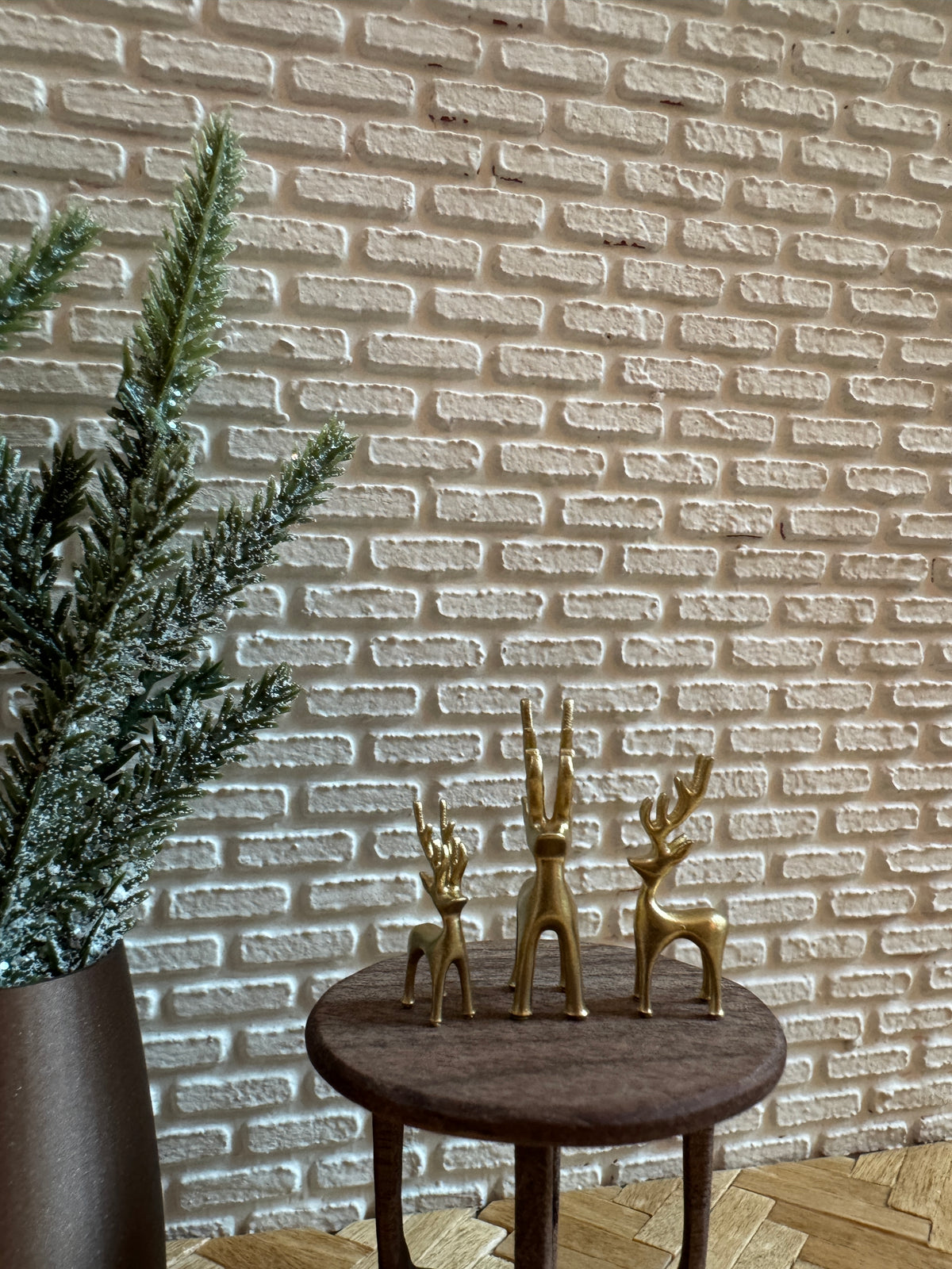 Miniature Deer Set of 3 – 1:12 Scale Dollhouse Christmas Decor