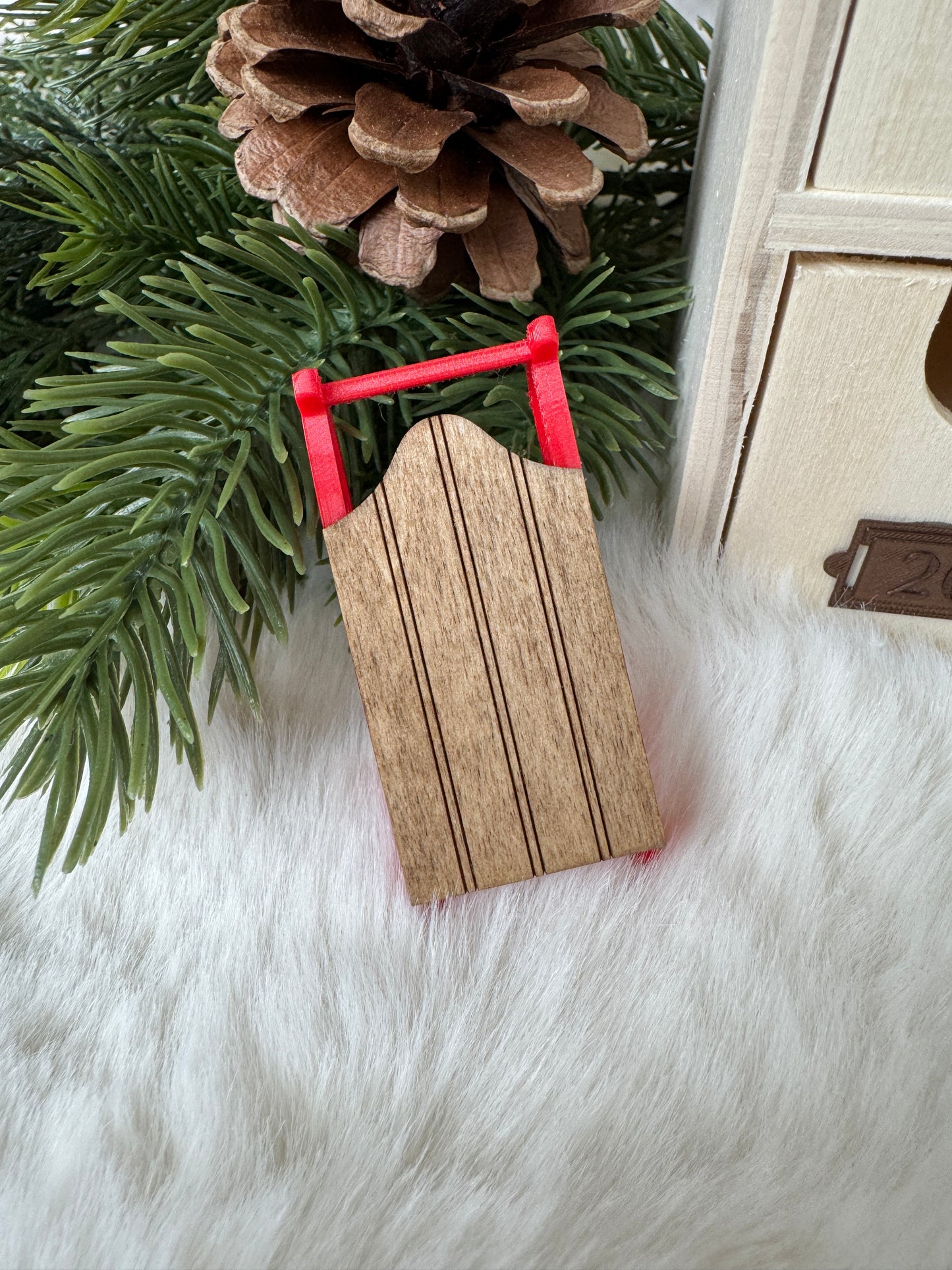 Miniature Winter Sled – 1:12 Scale Dollhouse Christmas Decor