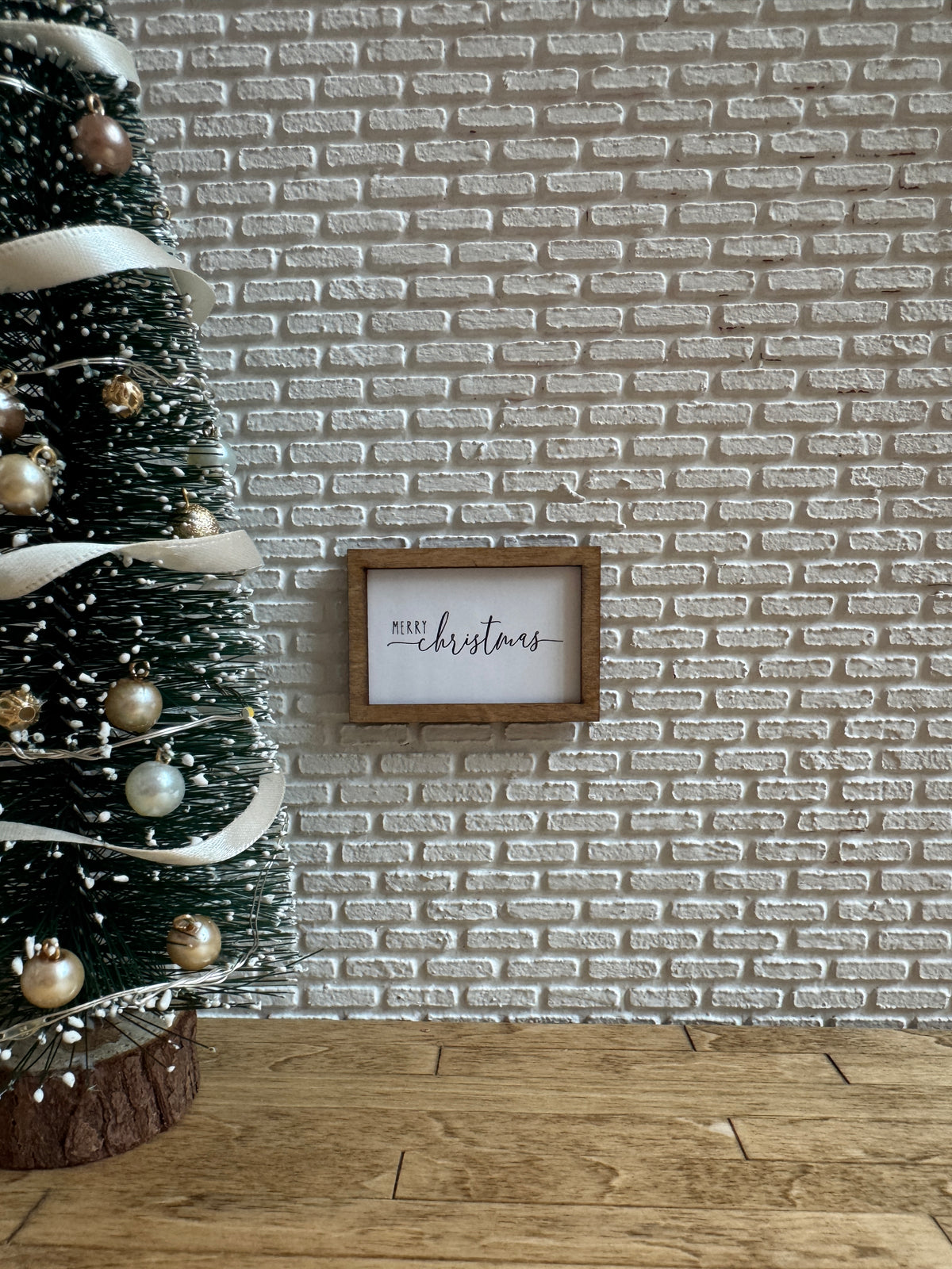 Dollhouse "Merry Christmas" Framed Farmhouse Wall Art – 1:12 Scale Miniature