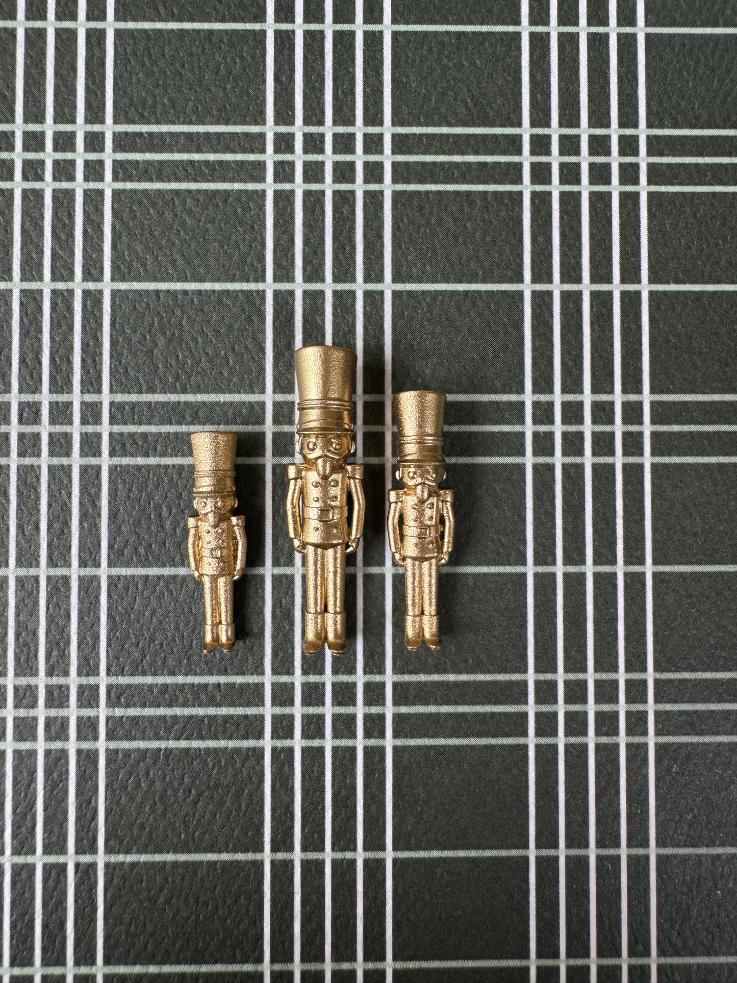Miniature toy soldiers set of 3, close-up detail, 1:12 scale dollhouse decor