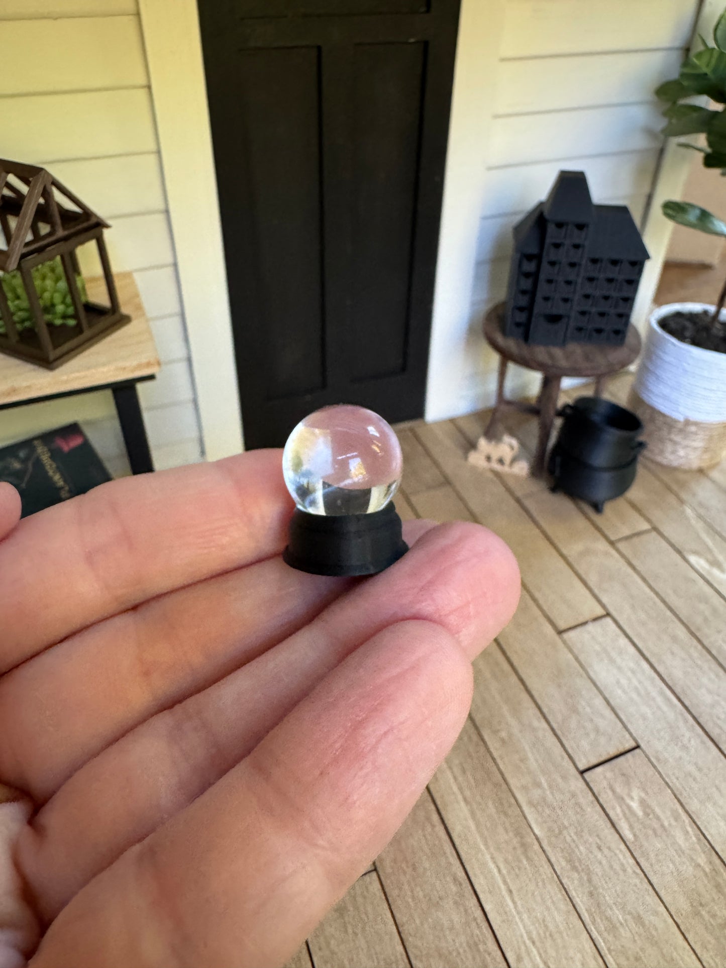 Dollhouse Crystal Ball Miniature – 1:12 Scale Halloween Decor