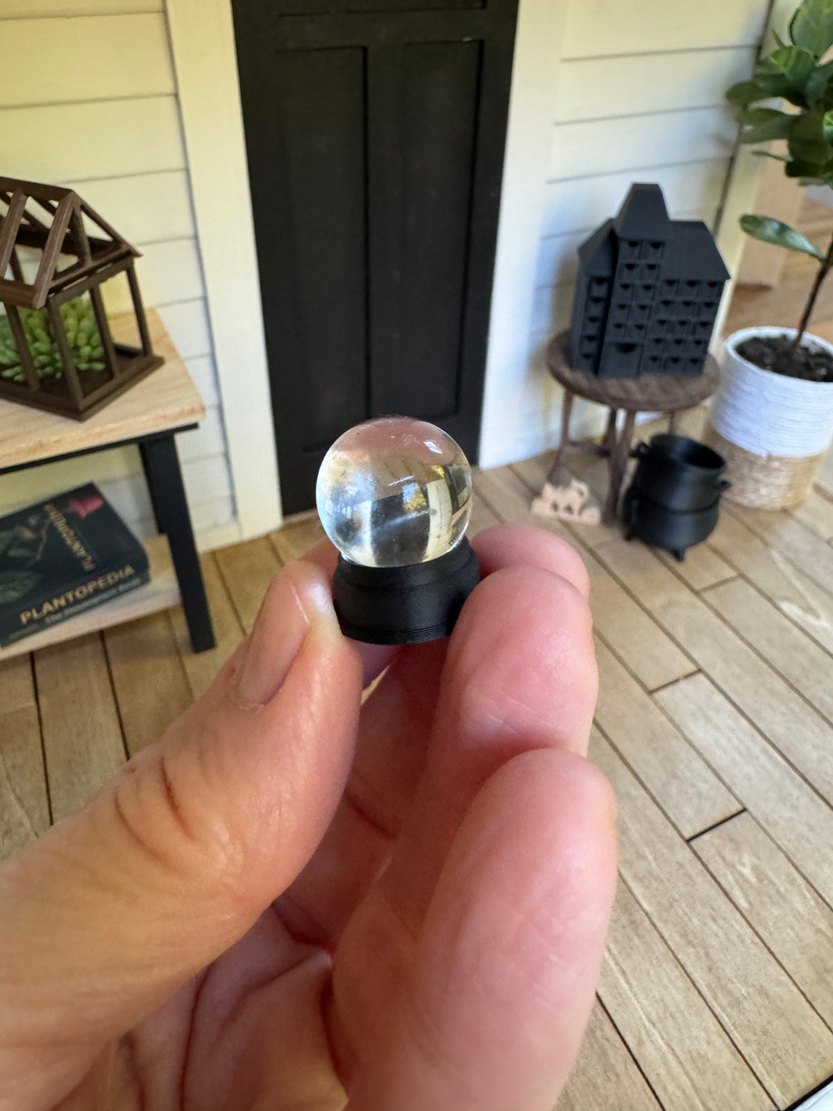 Dollhouse Crystal Ball Miniature – 1:12 Scale Halloween Decor