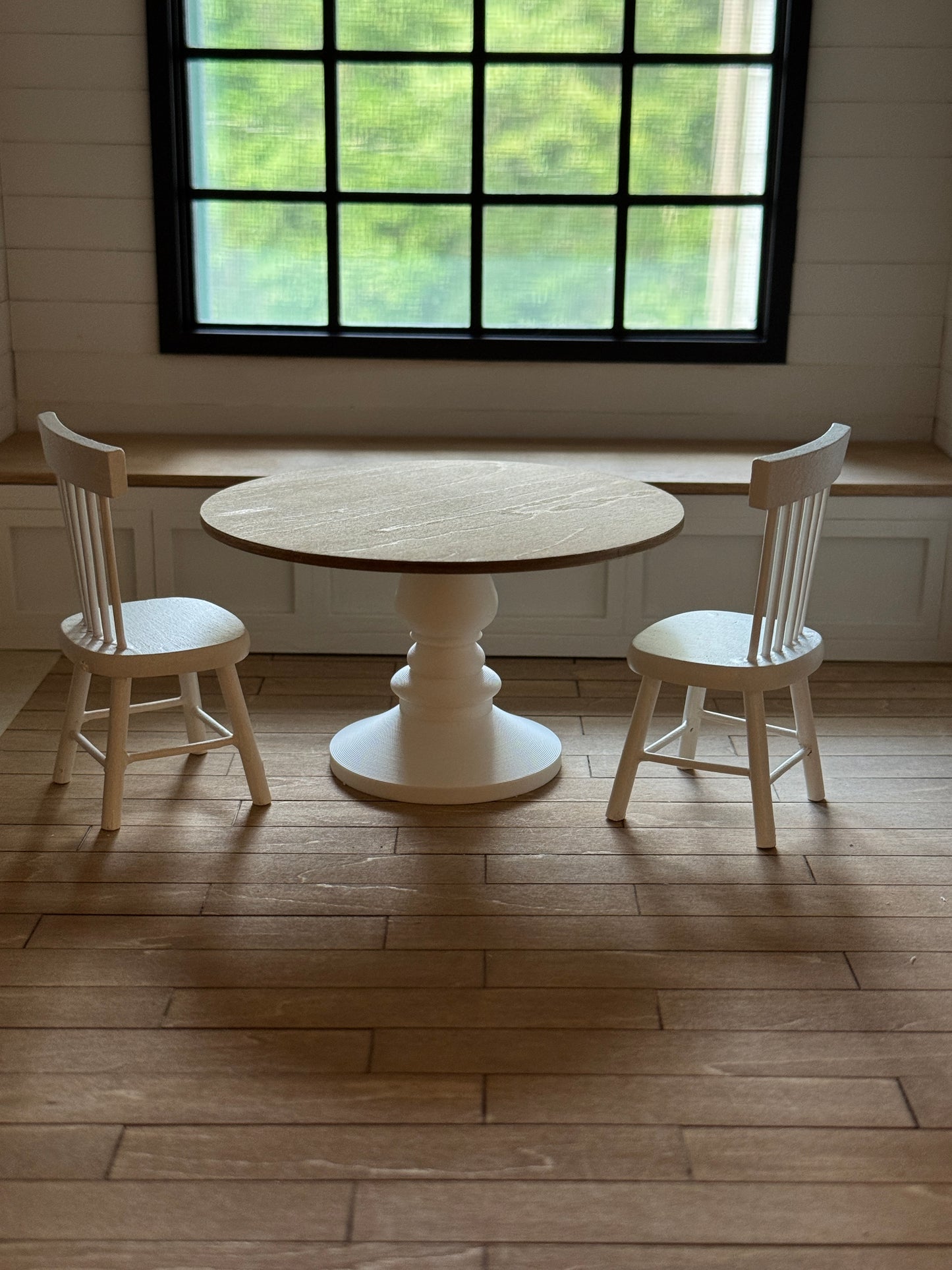 1:12 Scale Miniature Pedestal Dining Table - Dollhouse Farmhouse Furniture