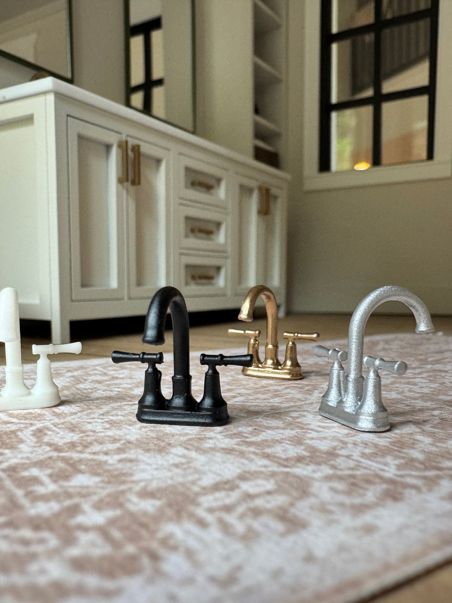 1:12 scale miniature bridge bathroom faucet, resin dollhouse vanity fixture