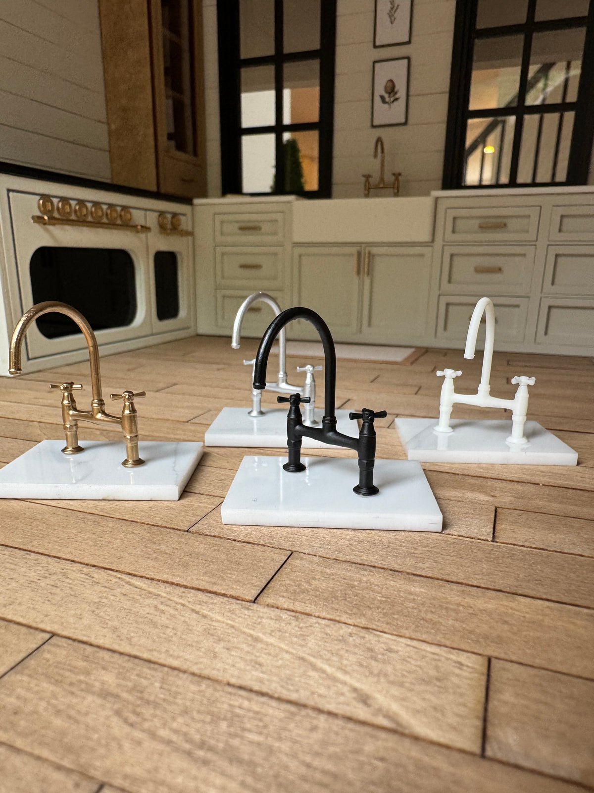 1:12 scale miniature kitchen bridge faucet, resin dollhouse farmhouse sink fixture